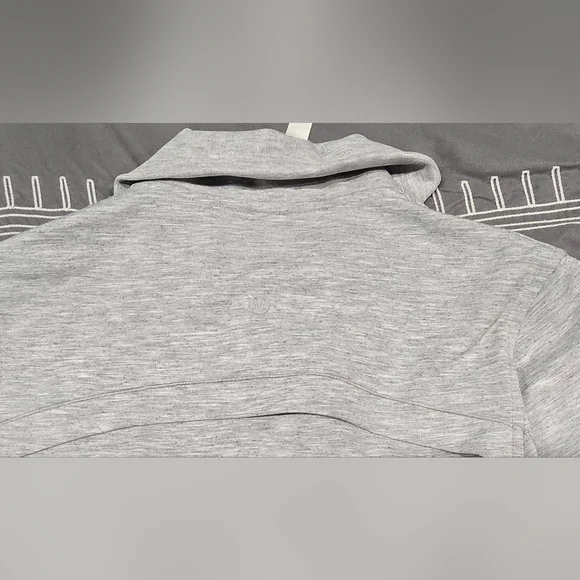 Lululemon Gather Up Jacket In Grey Size 4 - Picture 9 of 9